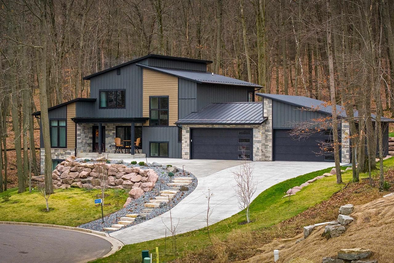 225710 BUCK WOOD LANE, Wausau, WI 54401 | Zillow