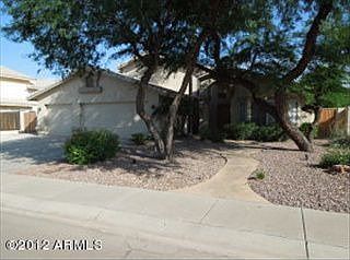 1st image of 1917 E Belmont Dr