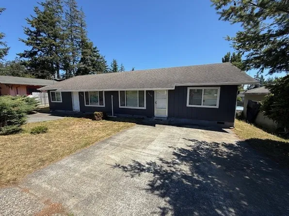 2770 33rd St, Coos Bay, OR 97420