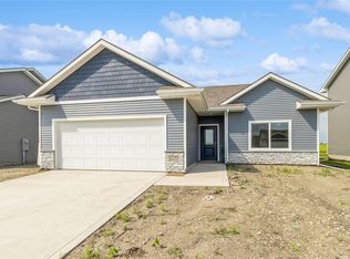 1325 Locust St, Waukee, IA 50263