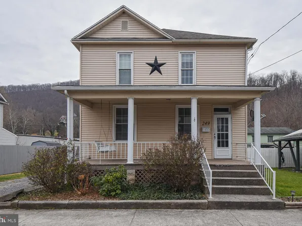 249 S Main St, Keyser, WV 26726