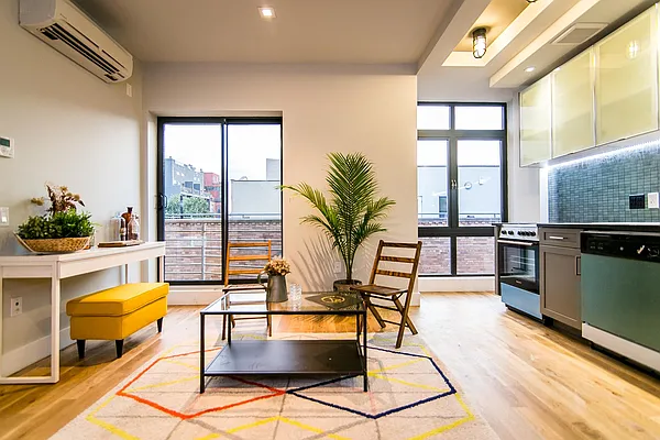 Rented by Nooklyn NYC LLC | media 91