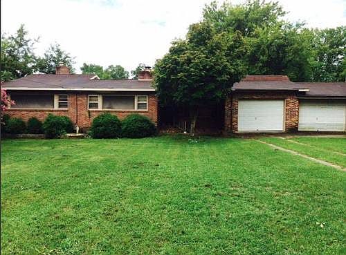 1st image of 681 Seawright St