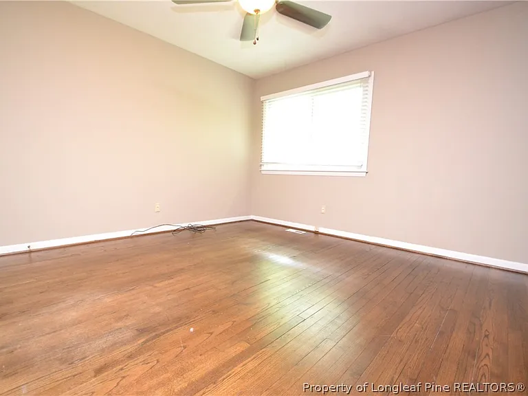 5131 Lundy Dr — Photo 15