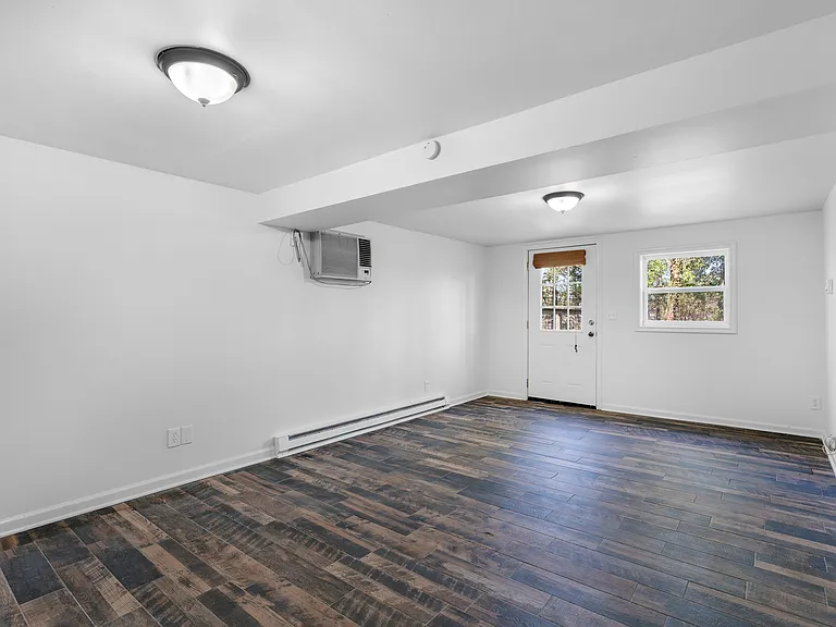515 W Holly St — Photo 15