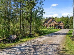 14 Millstone Ct, Moncton, NB E1G 0W5
