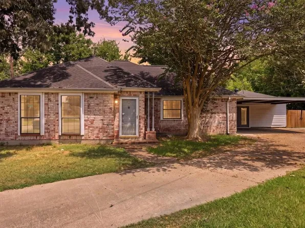 7215 Pleasant Bend Dr, Beaumont, TX 77708