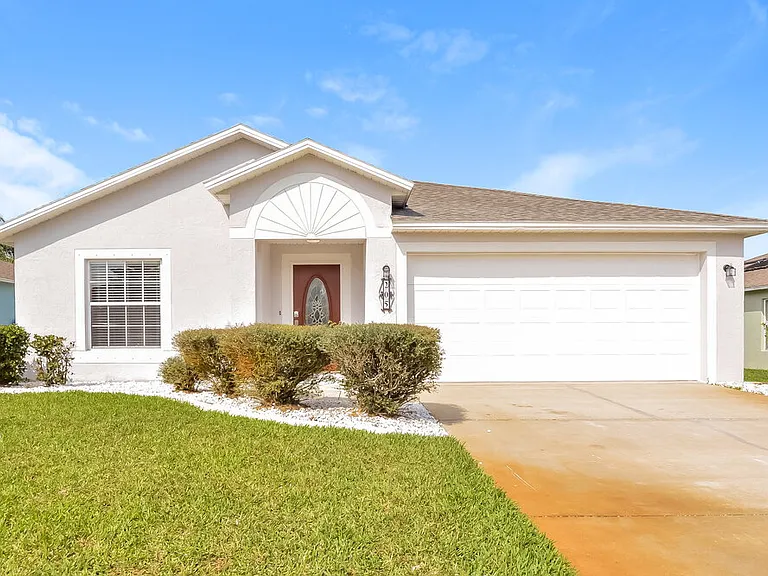 205 Tree Branch Ln — Photo 1