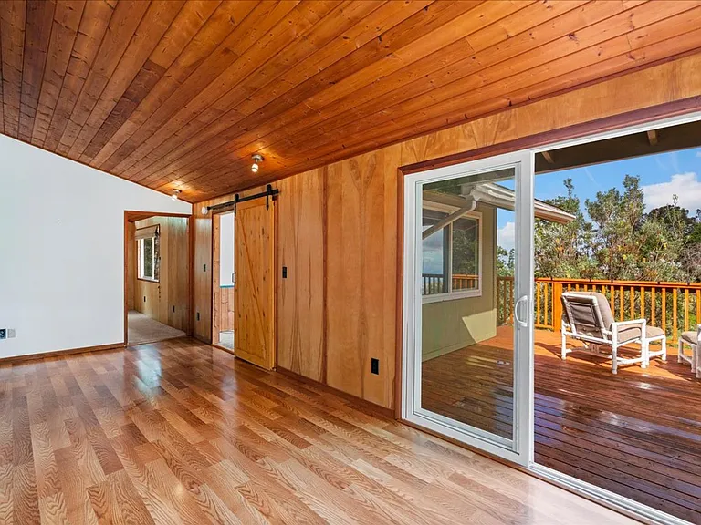 31 Hapapa Rd #B — Photo 13