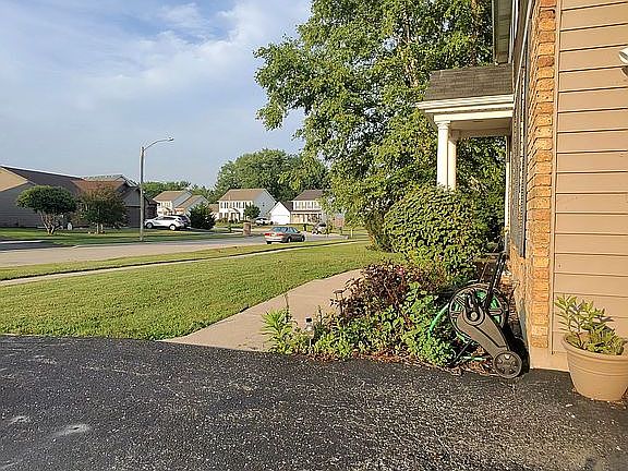 5th image of 616 Bayfield Dr