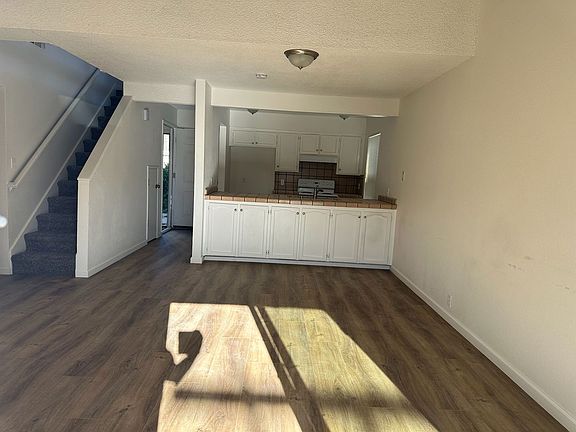 3rd image of 2806 W Caldwell Ave
