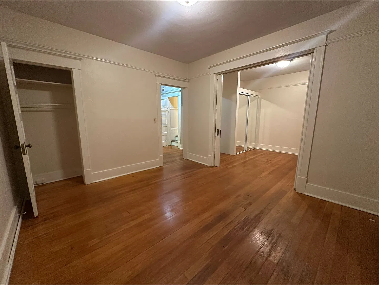 Roxbury Apartments — Photo 4