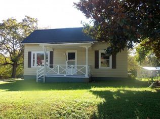 1235 E Main St, Graham, NC 27253