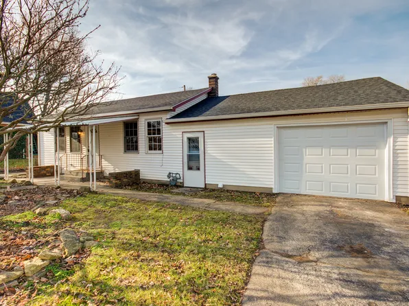 406 Daniels St, Wilmington, IL 60481