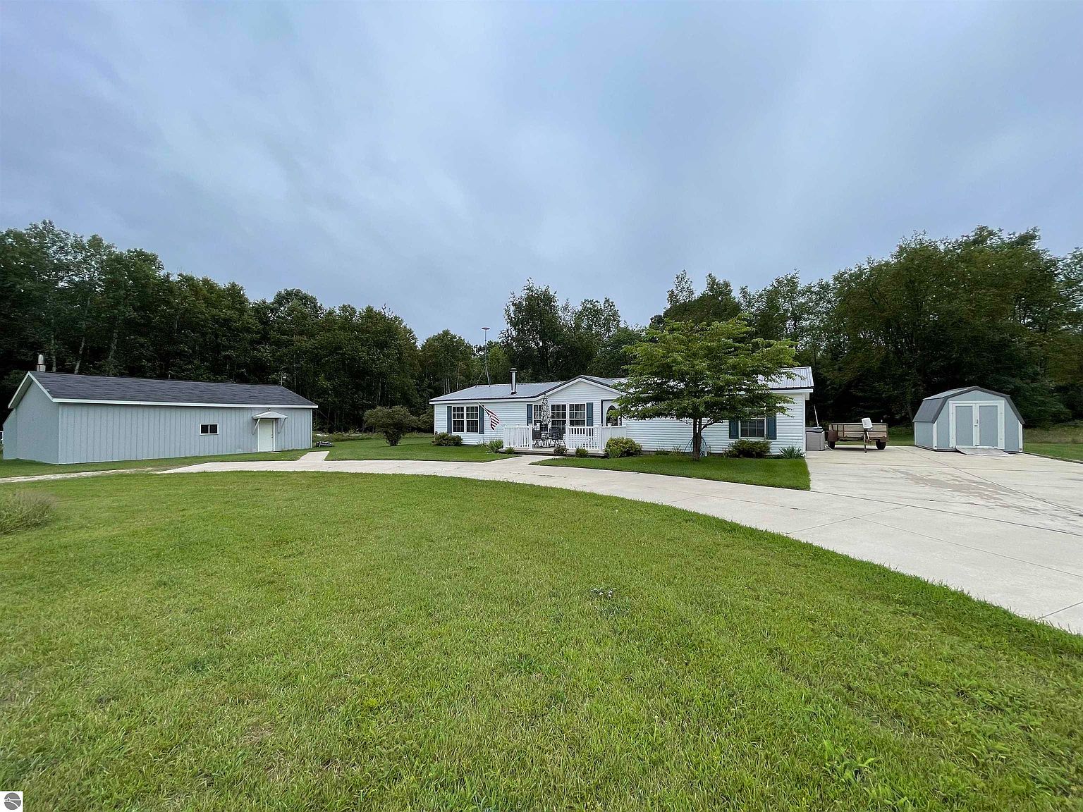 3425 W Bawkey Rd, Farwell, MI 48622 MLS 1915534 Zillow