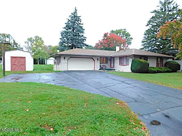 202 Cherry St, Mc Comb, OH 45858
