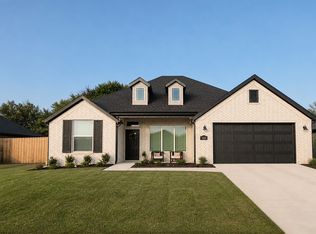 488 N Yona Ln, Fayetteville, AR 72730