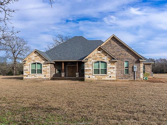 2nd image of 1123 Fawn Lake Dr