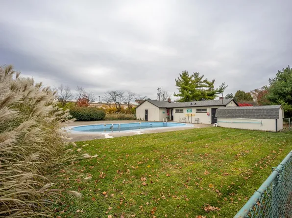 4740 Merrifield Pl #25, Columbus, OH 43220