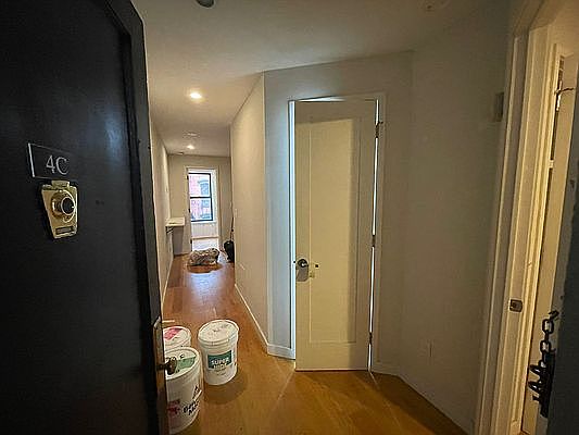 2nd image of 21 Catherine St APT 4C