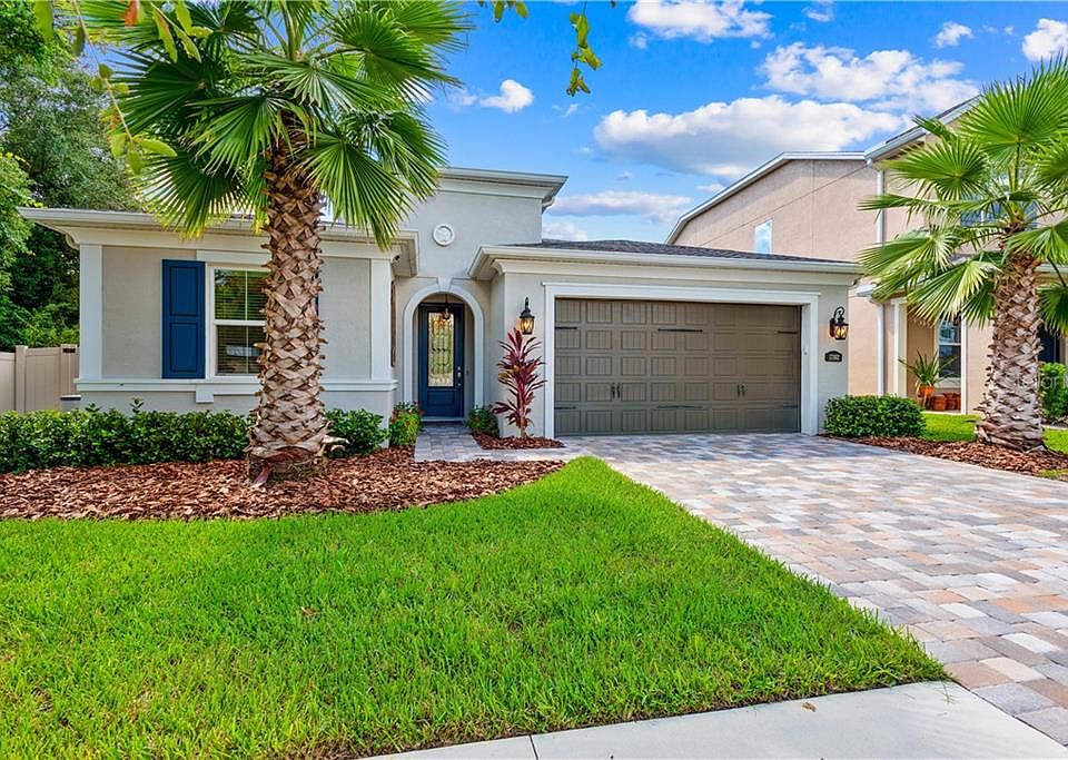1st image of 17802 Woodland View Dr