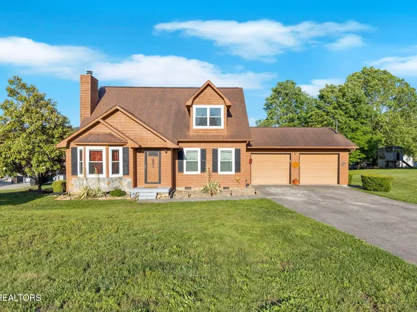 920 Chris Rd, Strawberry Plains, TN 37871