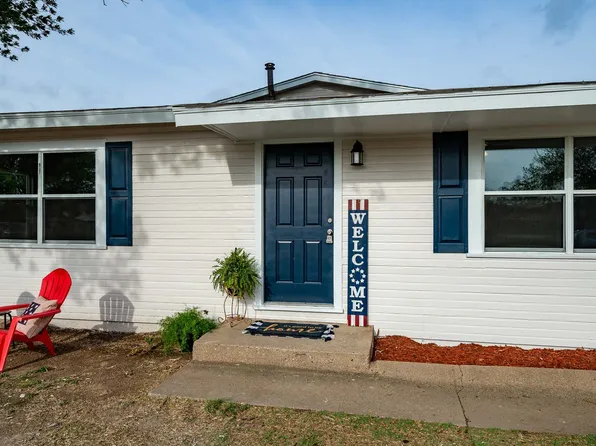 912 S Anson St, Stamford, TX 79553