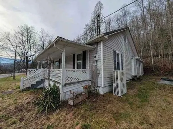 5823 Guest River Rd, Norton, VA 24273