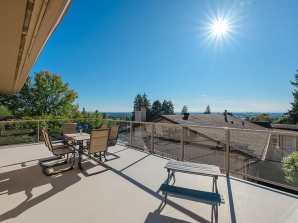 10601 Hermosa Dr, Delta, BC V4C 6S8
