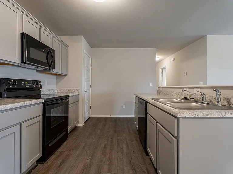 1259B Oak St — Photo 7