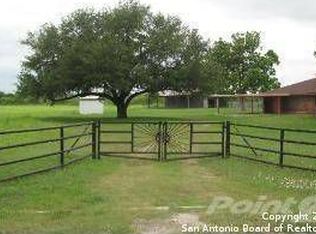 735 County Road 6712, Natalia, TX 78059