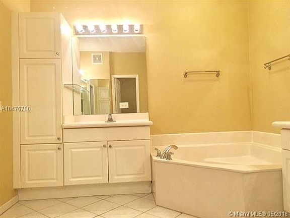 4th image of 1588 Passion Vine Cir