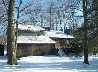 2254 Jester Ct, Tobyhanna, PA 18466