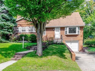 3 Nirvana Avenue, Great Neck, NY, 11023