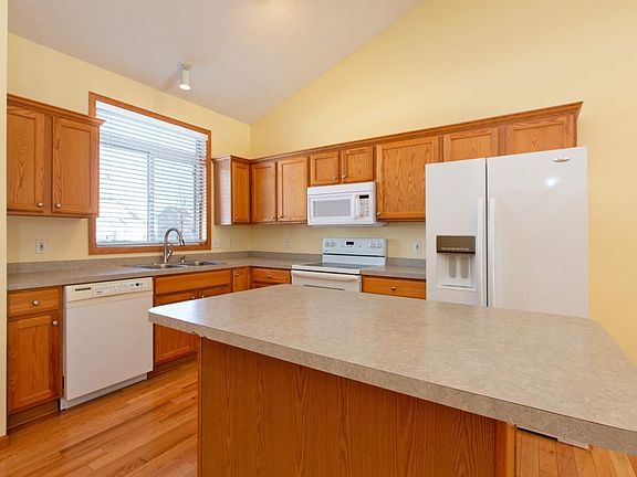 3rd image of 1554 Dublin Ct