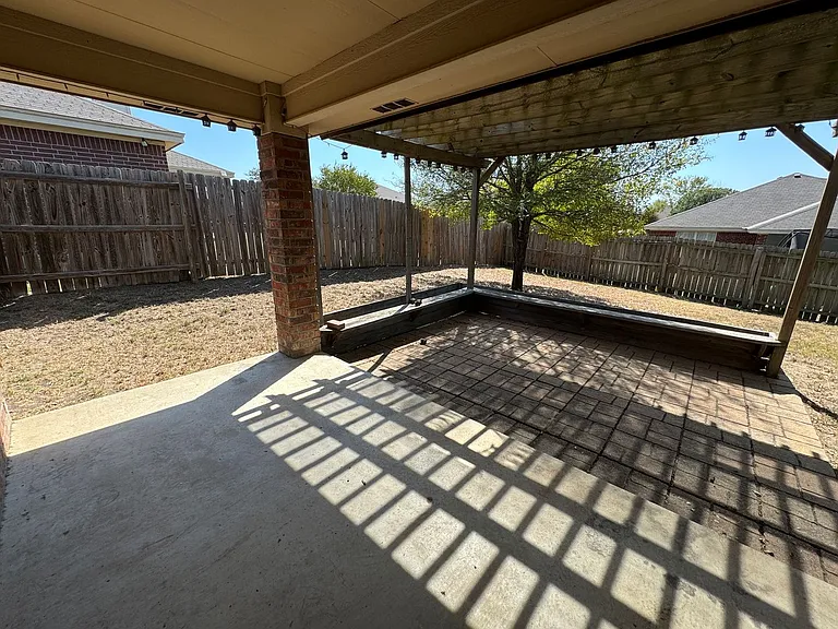 3806 Tatonka Dr — Photo 23