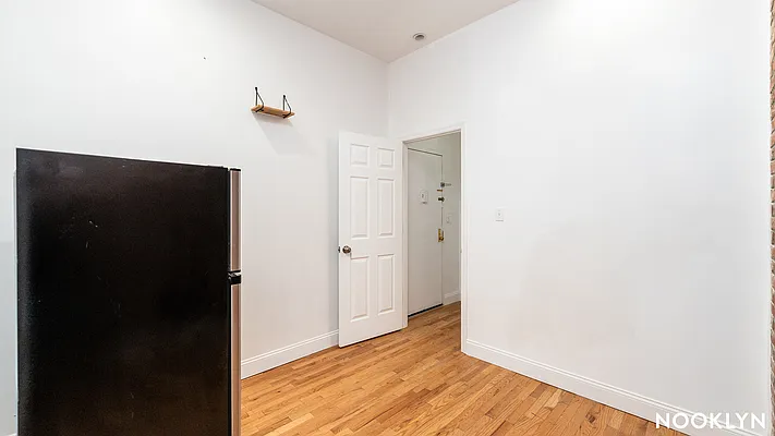 Rented by Nooklyn NYC LLC | media 5