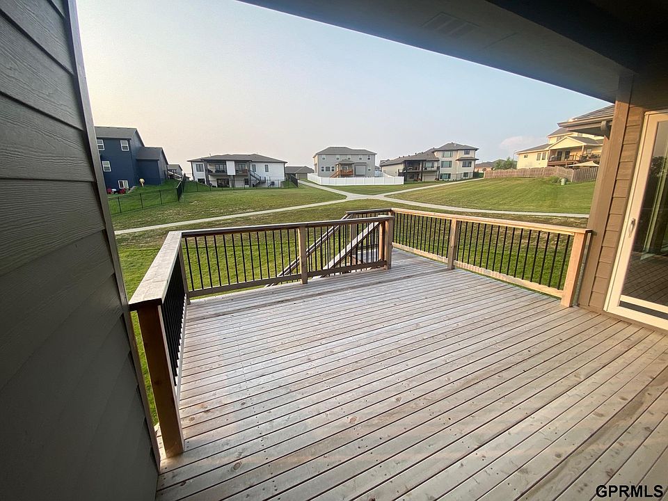 7106 N 172nd St, Bennington, NE 68007 | Zillow
