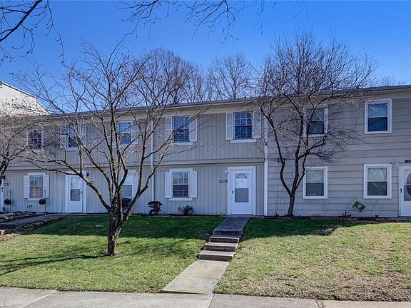 2nd image of 5725L Bramblegate Dr