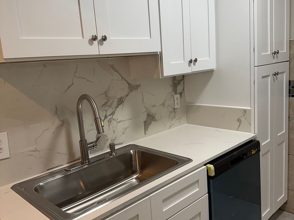1st image of 604 E Church Ave