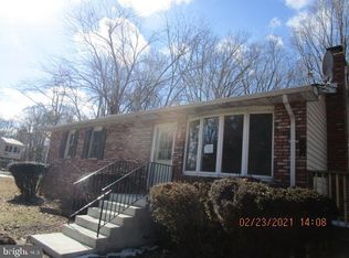 8271 Bodkin Ave, Pasadena, MD