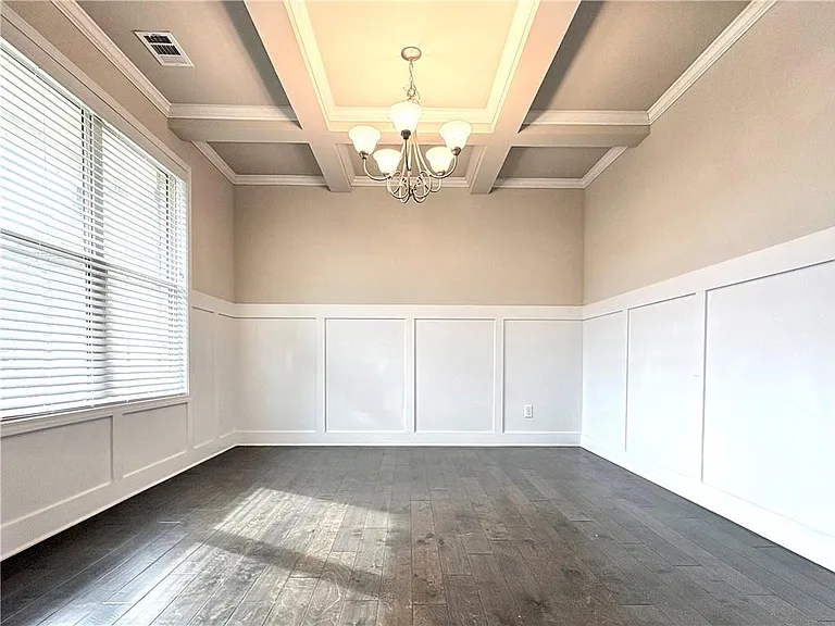 6085 Bay Point Cv — Photo 2