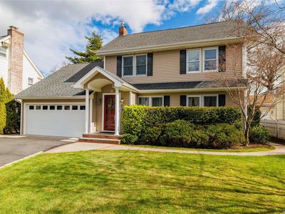 125 Dartmouth Street, Rockville Centre, NY, 11570