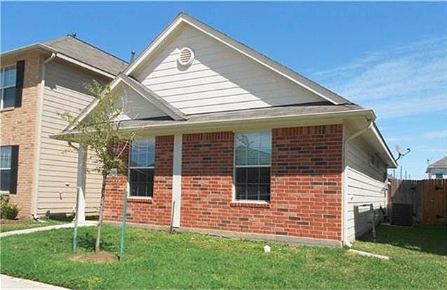 1st image of 6332 Austinville Dr