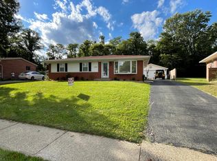 1328 Ridgeway Dr, Jeffersonville, IN 47130