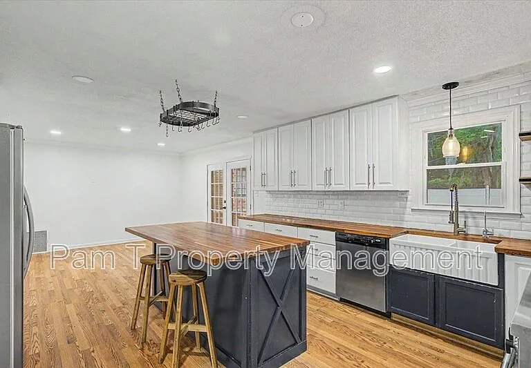 1332 Grace Dr — Photo 8