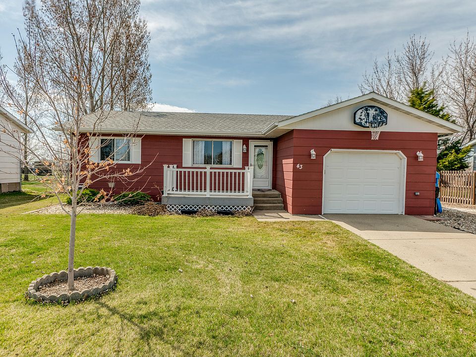1st image of 43 Custer Dr