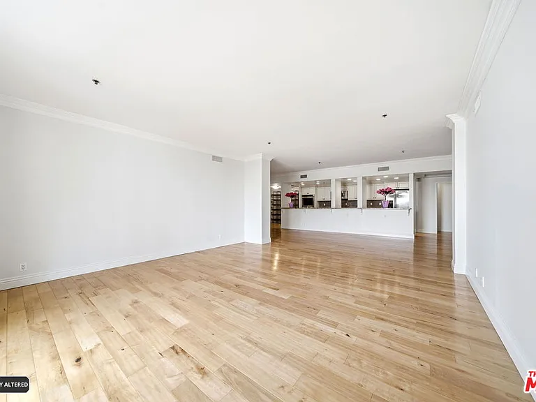 10660 Wilshire Blvd #805 — Photo 40