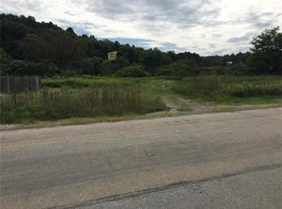 2121 Crest St, Greensburg, PA 15601