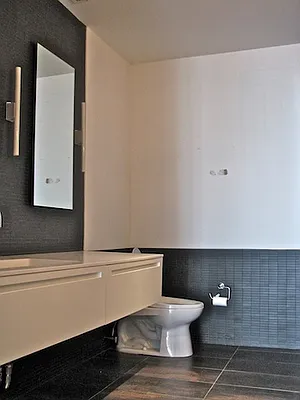 Rented by Vertex Realty Group LLC | media 35